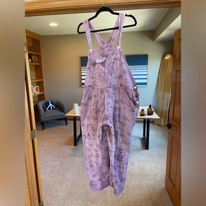 Magnolia Pearl Floral Maggie overalls